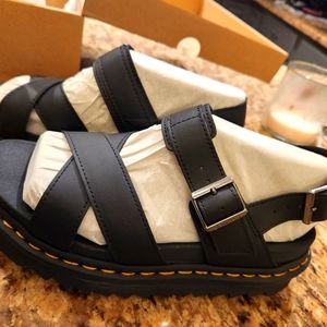 Dr marten sandals